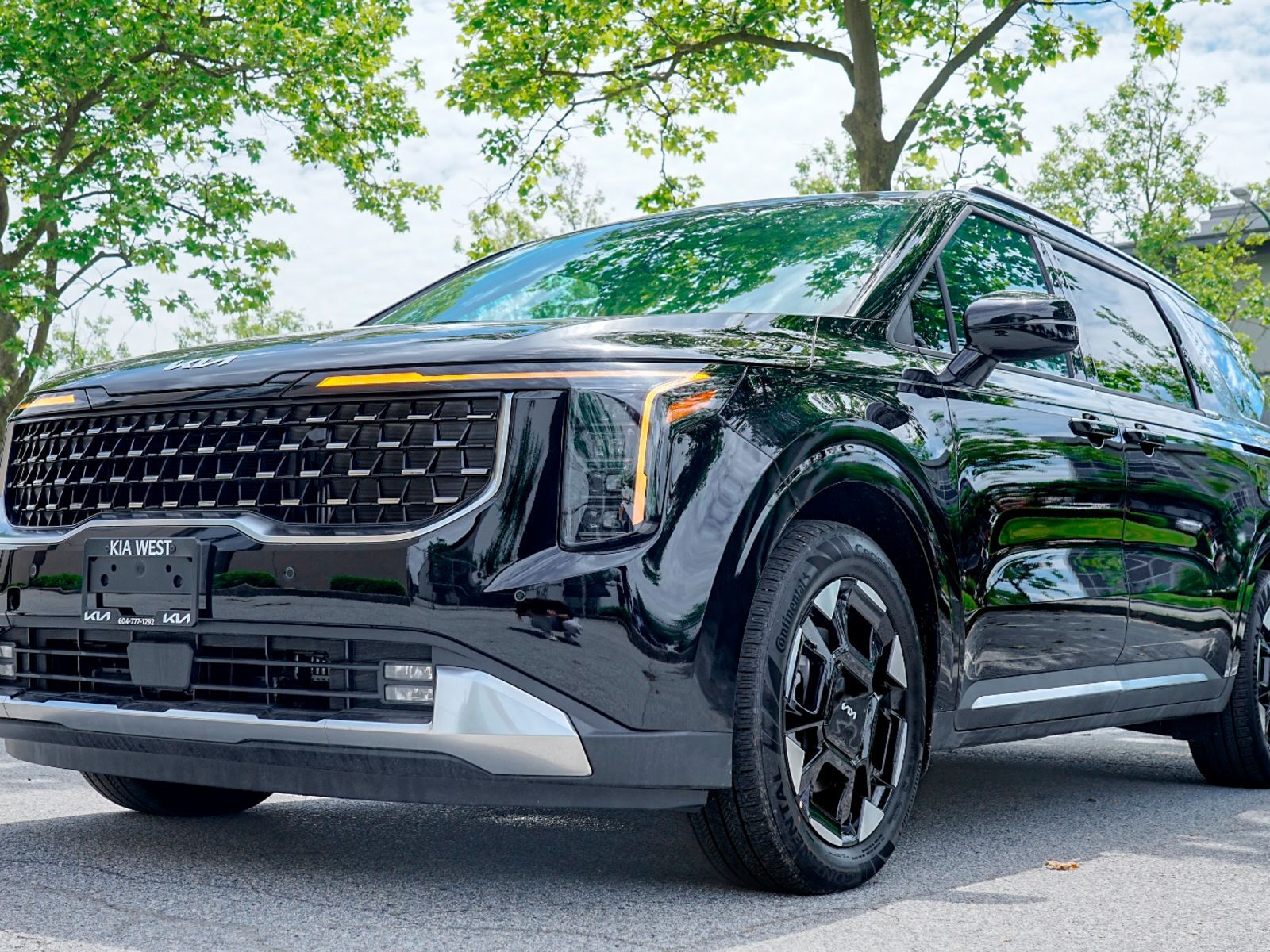 2025 Kia Carnival Hybrid