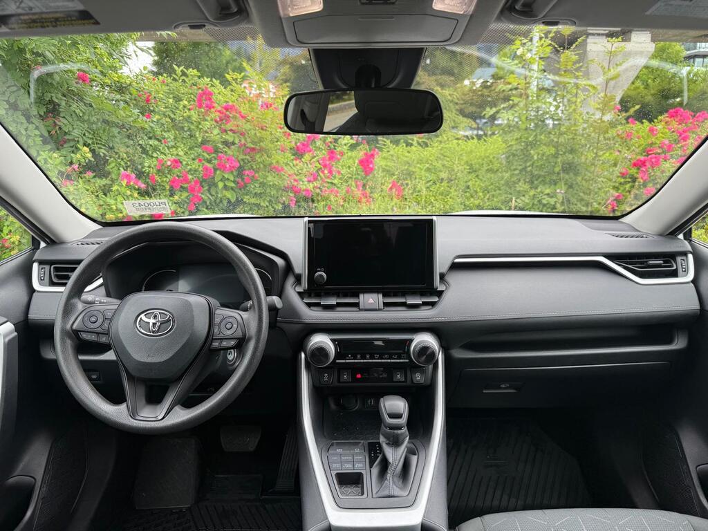 2023 Toyota RAV4 LE, 温哥华, 全款车