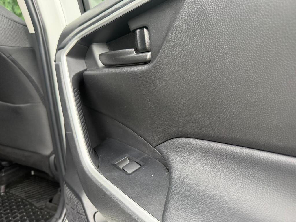 2023 Toyota RAV4 LE, 温哥华, 全款车