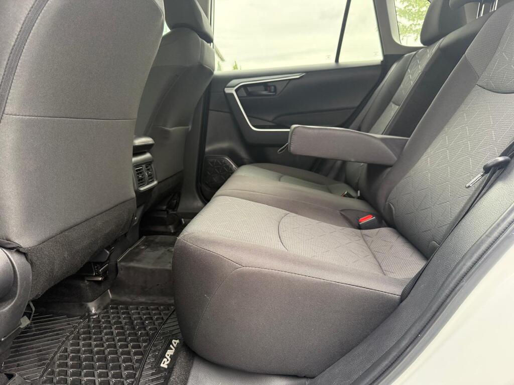 2023 Toyota RAV4 LE, 温哥华, 全款车