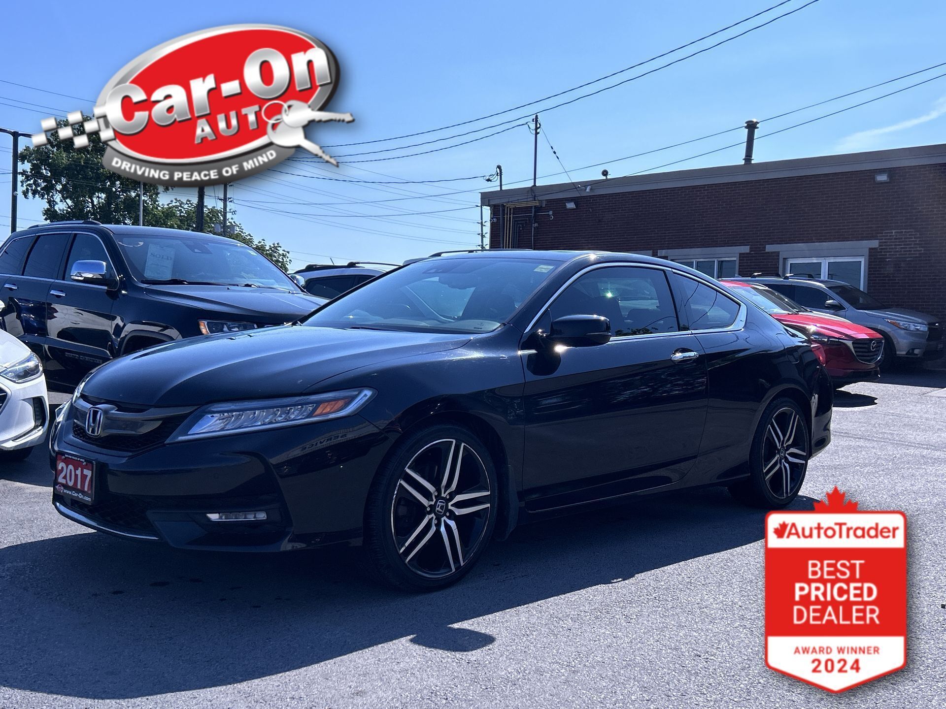 2017 Honda Accord TOURING | HTD LEATHER | SUNROOF | NAV | LANEWATCH