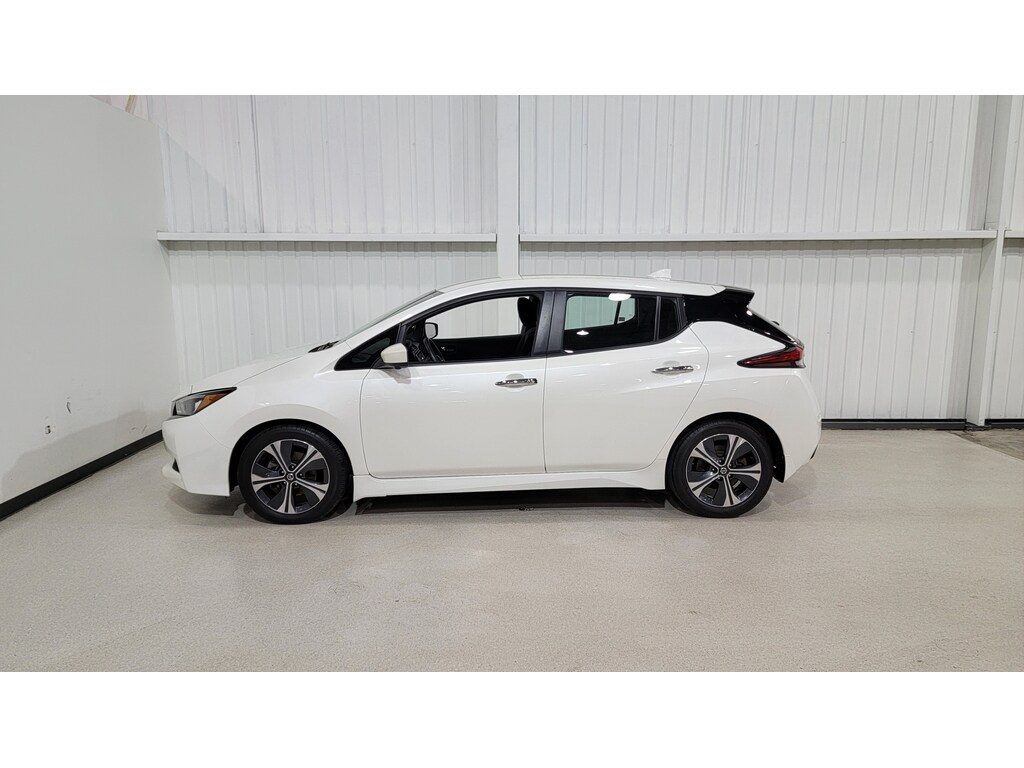 Nissan LEAF 2021