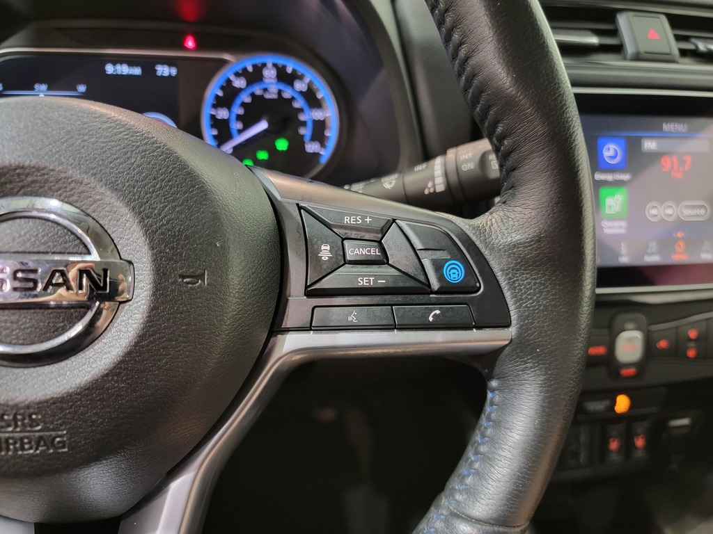 Nissan LEAF 2021