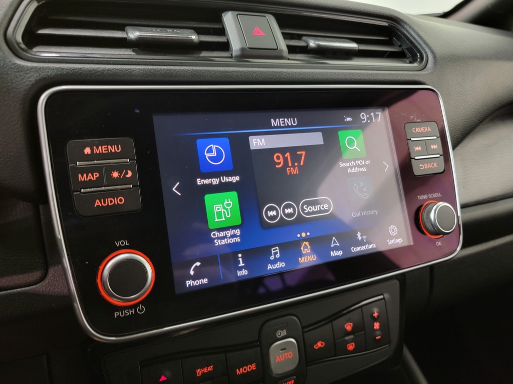 Nissan LEAF 2021