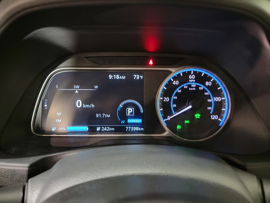 Nissan LEAF 2021
