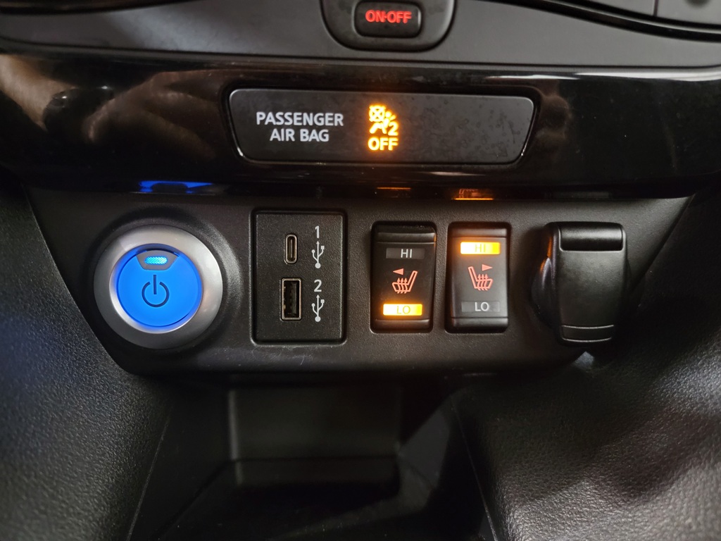 Nissan LEAF 2021