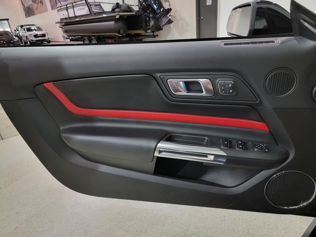 Ford Mustang 2020