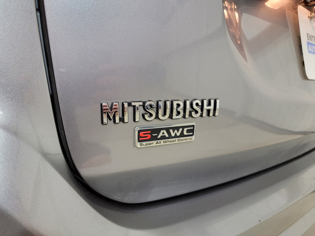 Mitsubishi Outlander PHEV 2018