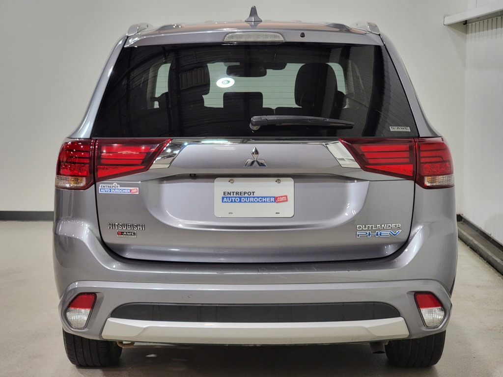 Mitsubishi Outlander PHEV 2018