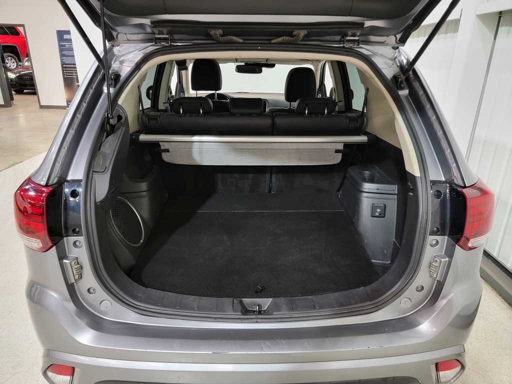 Mitsubishi Outlander PHEV 2018