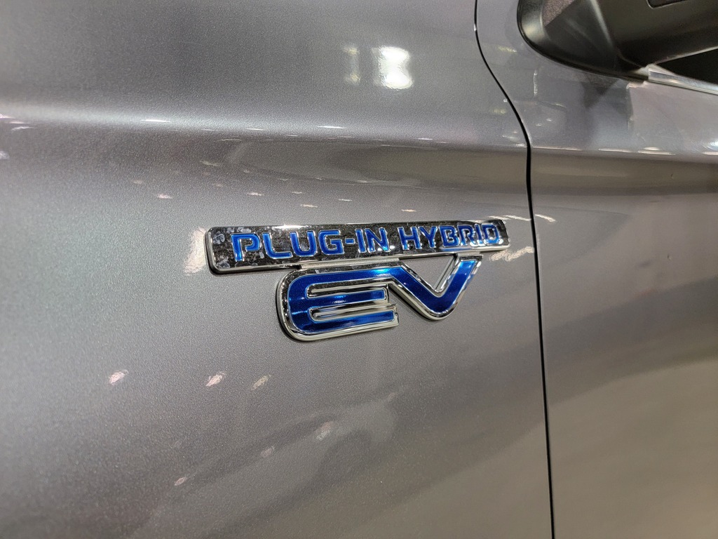 Mitsubishi Outlander PHEV 2018