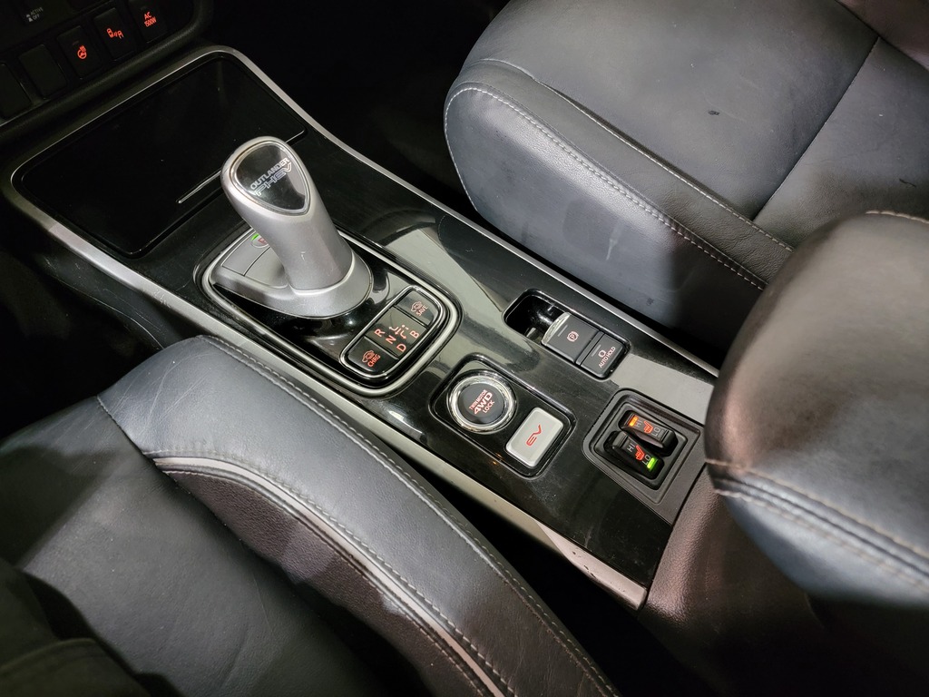 Mitsubishi Outlander PHEV 2018