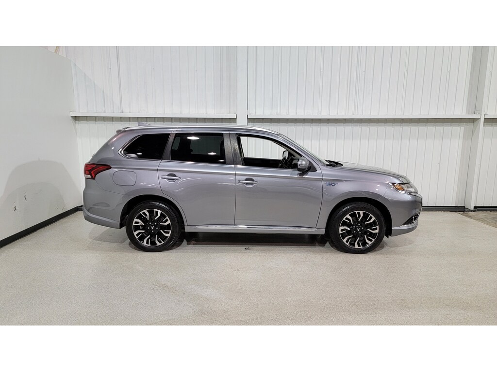 Mitsubishi Outlander PHEV 2018