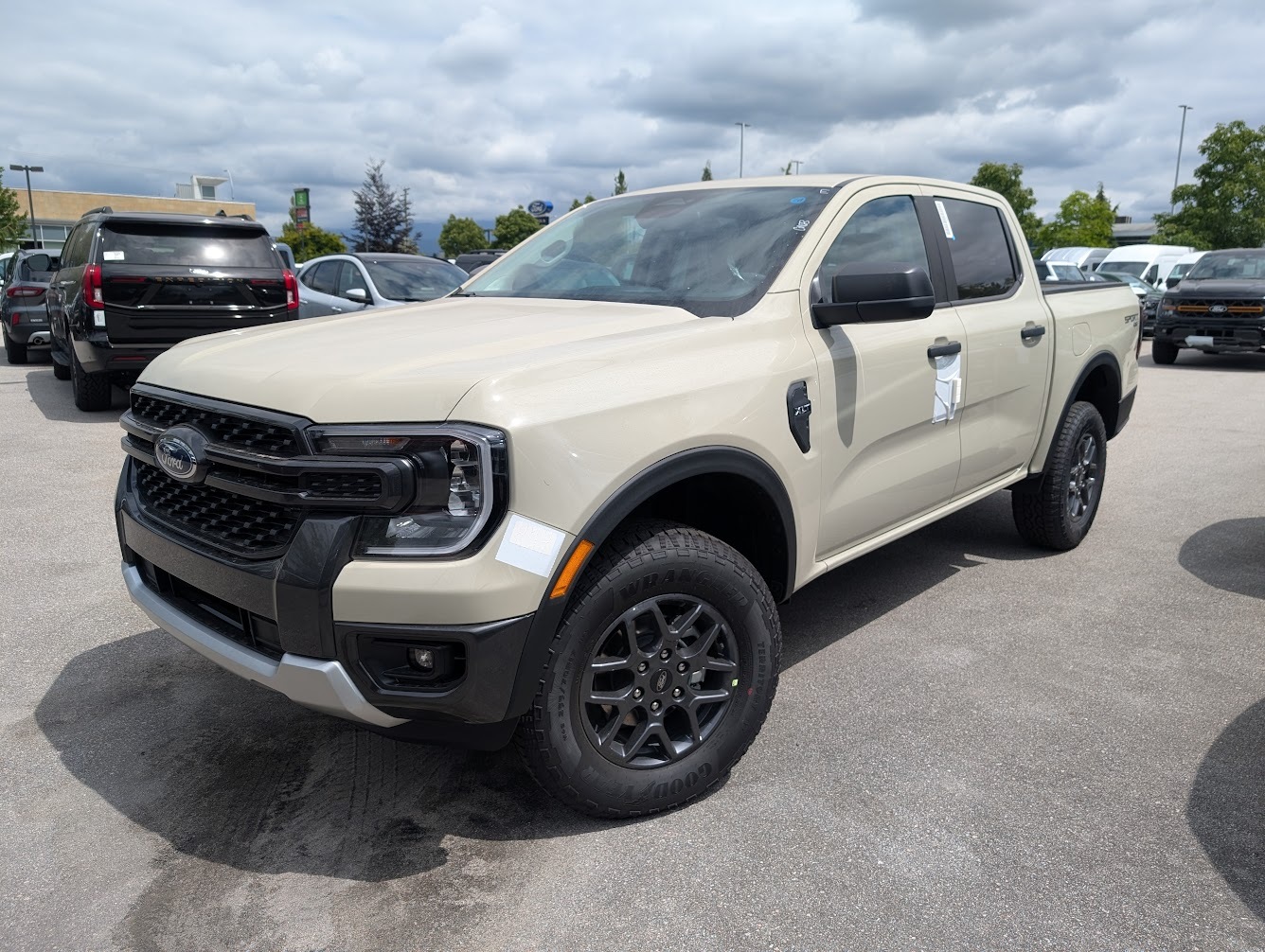 2025 Ford Ranger XLT  - Sport Appearance Package