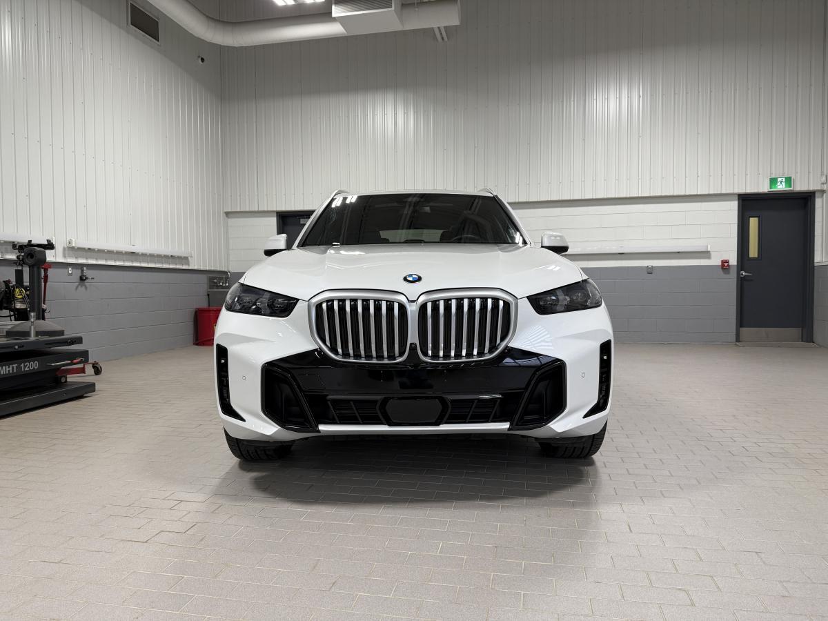 2025 BMW X5 Xdrive40i Essential M Sport, location à 1659$/mois