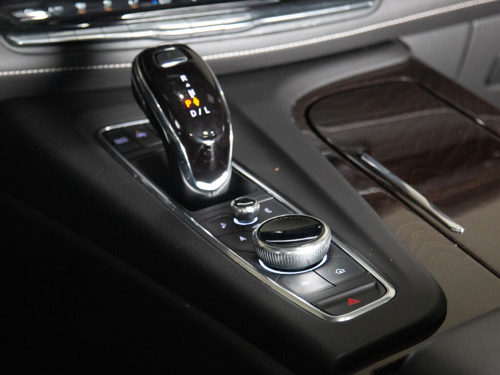 2022 Cadillac Escalade Sport Platinum, Toronto, Cash