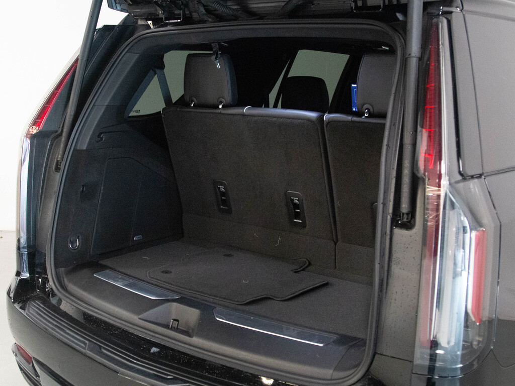 2022 Cadillac Escalade Sport Platinum, Toronto, Cash