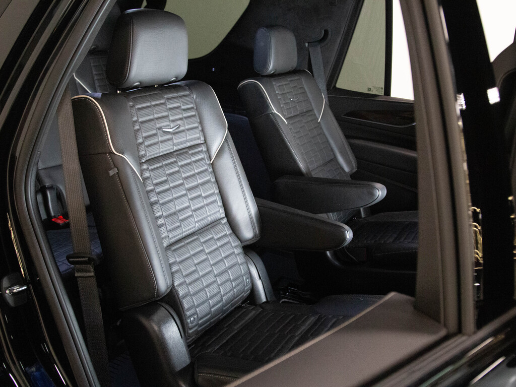 2022 Cadillac Escalade Sport Platinum, Toronto, Cash