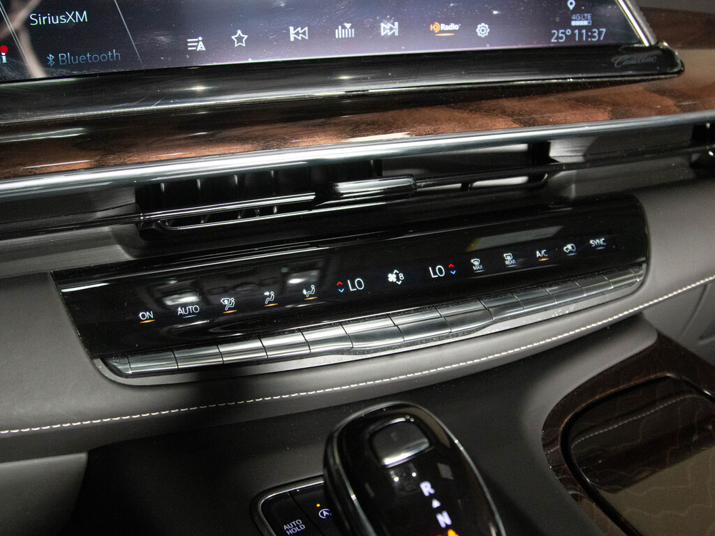 2022 Cadillac Escalade Sport Platinum, Toronto, Cash