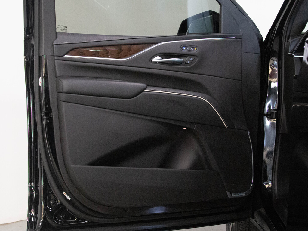 2022 Cadillac Escalade Sport Platinum, Toronto, Cash