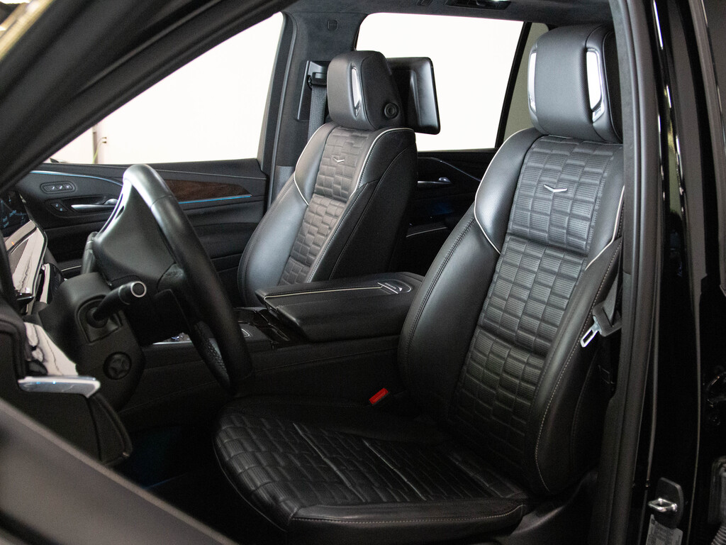 2022 Cadillac Escalade Sport Platinum, Toronto, Cash