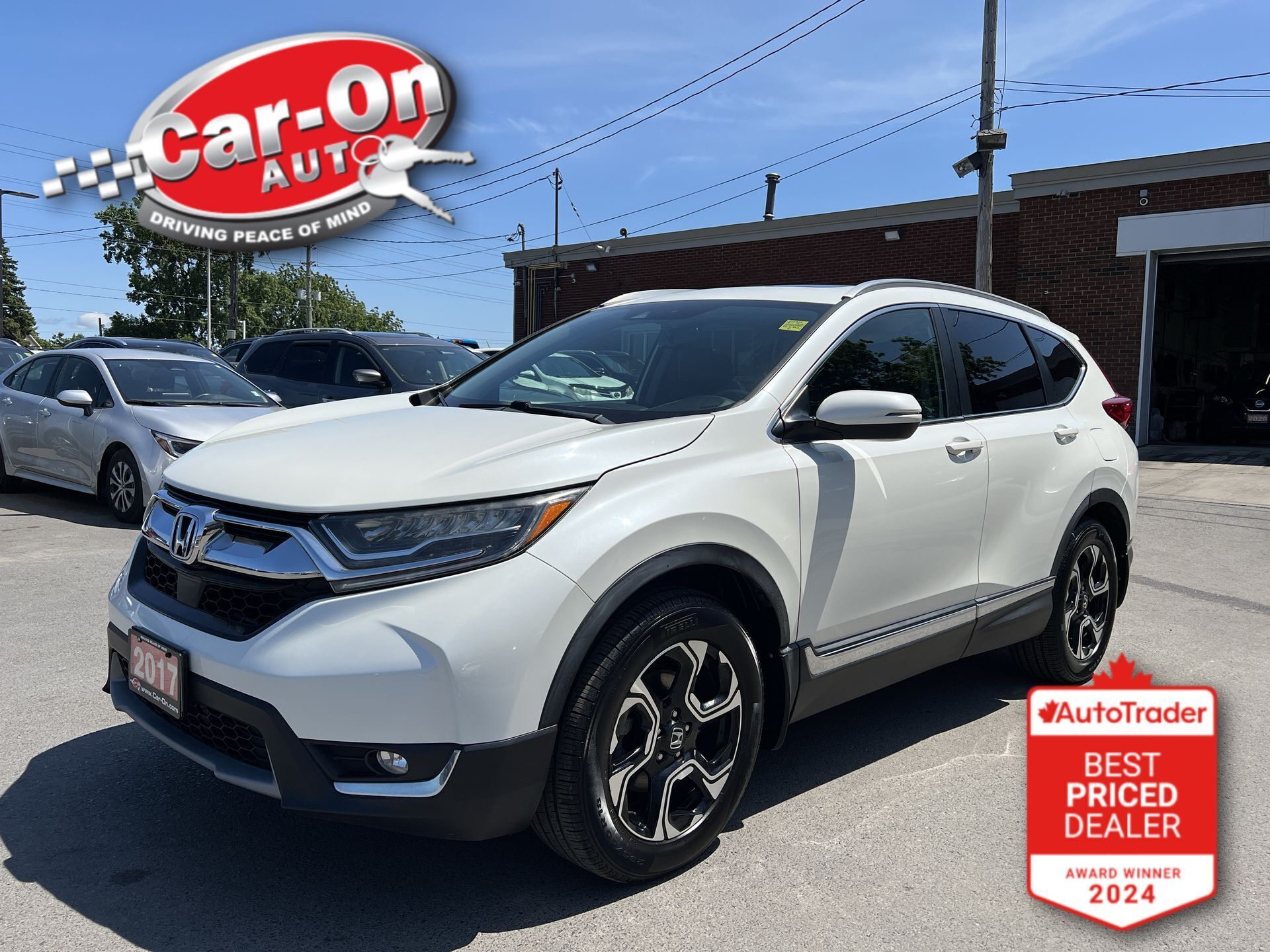 2017 Honda CR-V TOURING AWD| LEATHER| PANO ROOF| ONLY 81,000KMS