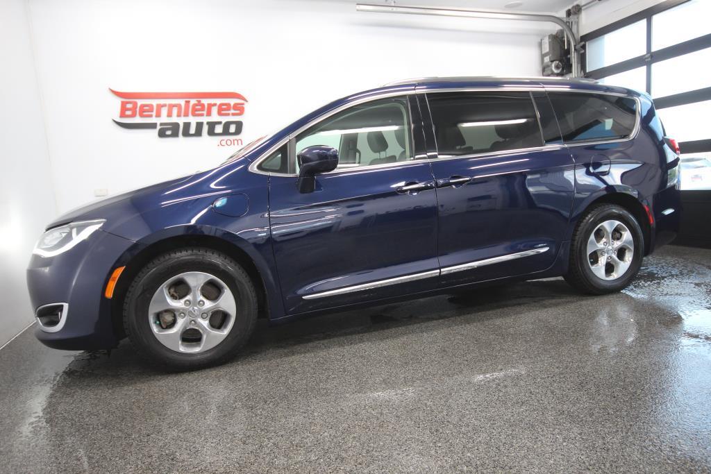 2020 Chrysler Pacifica HYBRID / TOURING-L