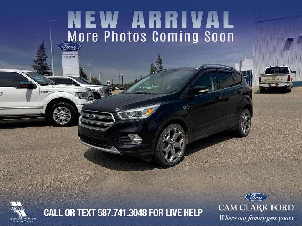 2017 Ford Escape Titanium MOONROOF | LEATHER HEATED SEATS | SONY SO