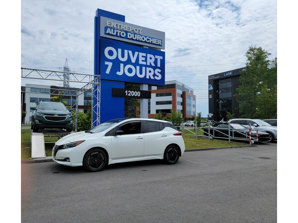 Nissan LEAF 2023