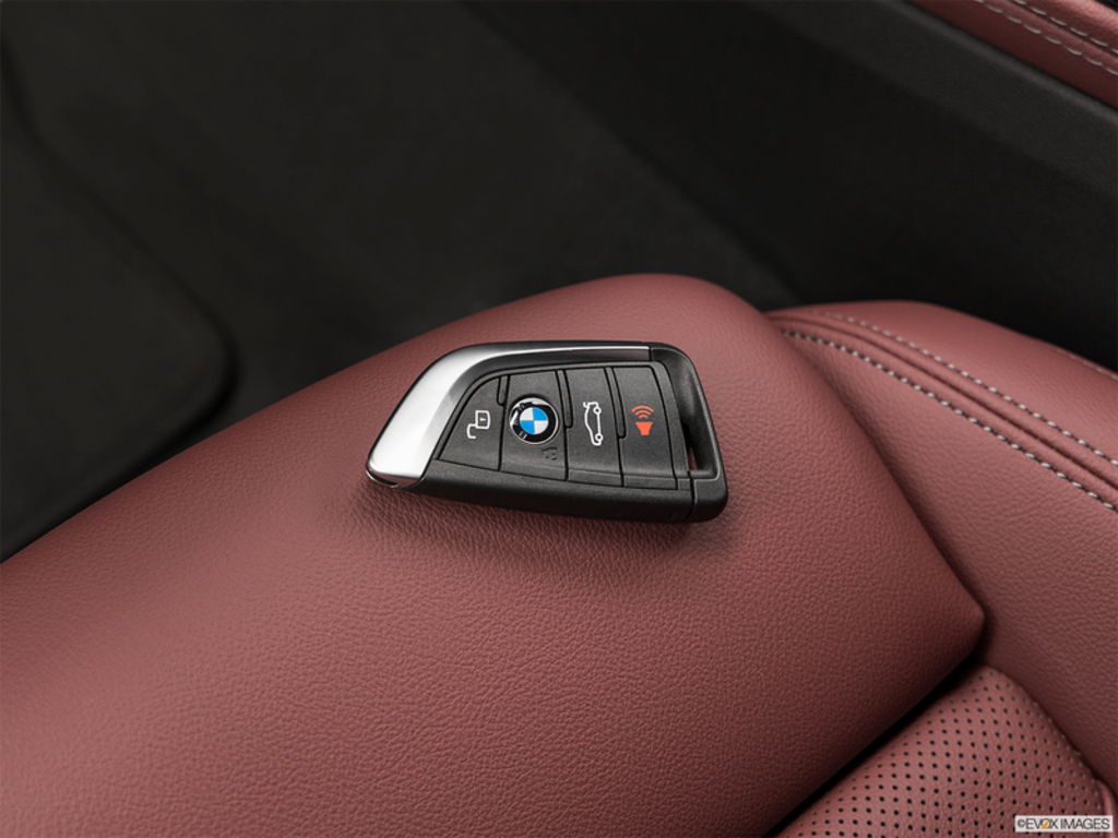 2025 BMW X4 xDrive30i, Vancouver, Cash
