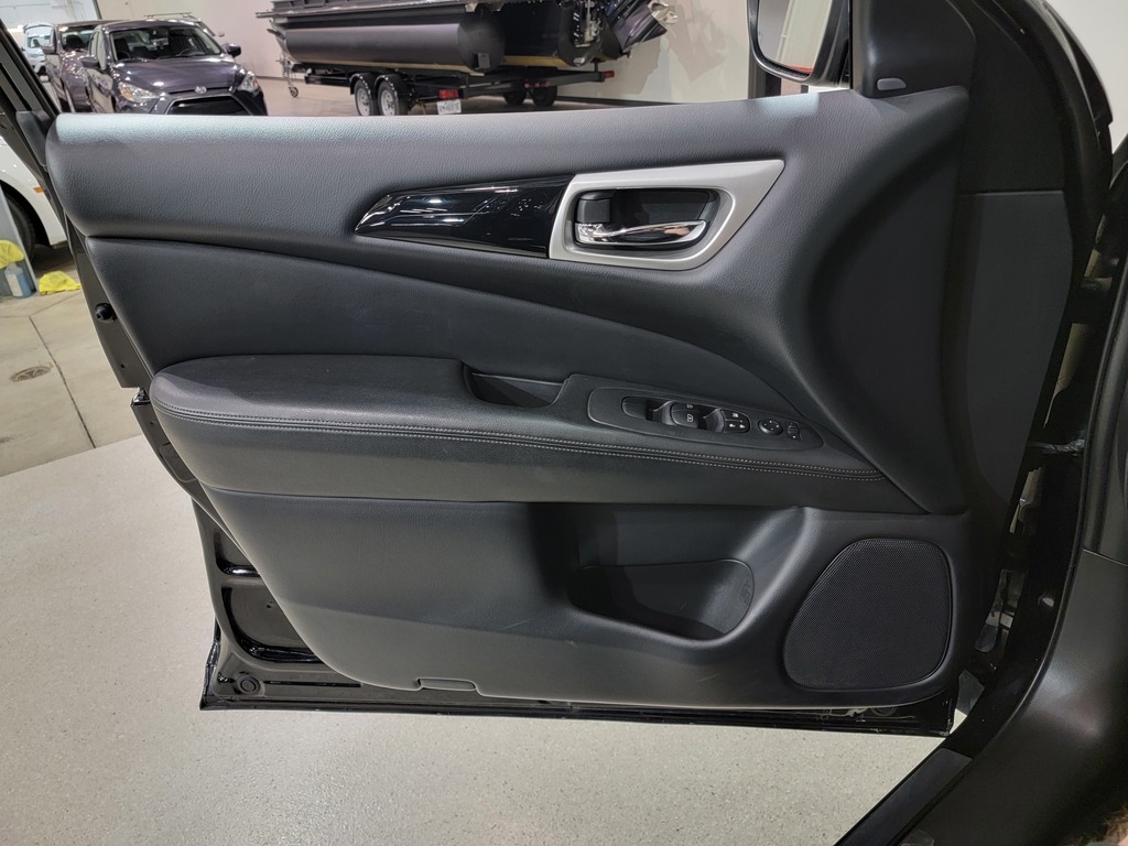 Nissan Pathfinder 2020