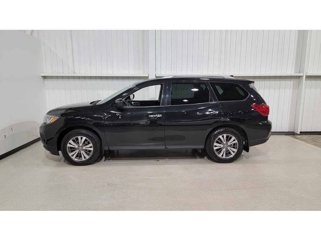 Nissan Pathfinder 2020