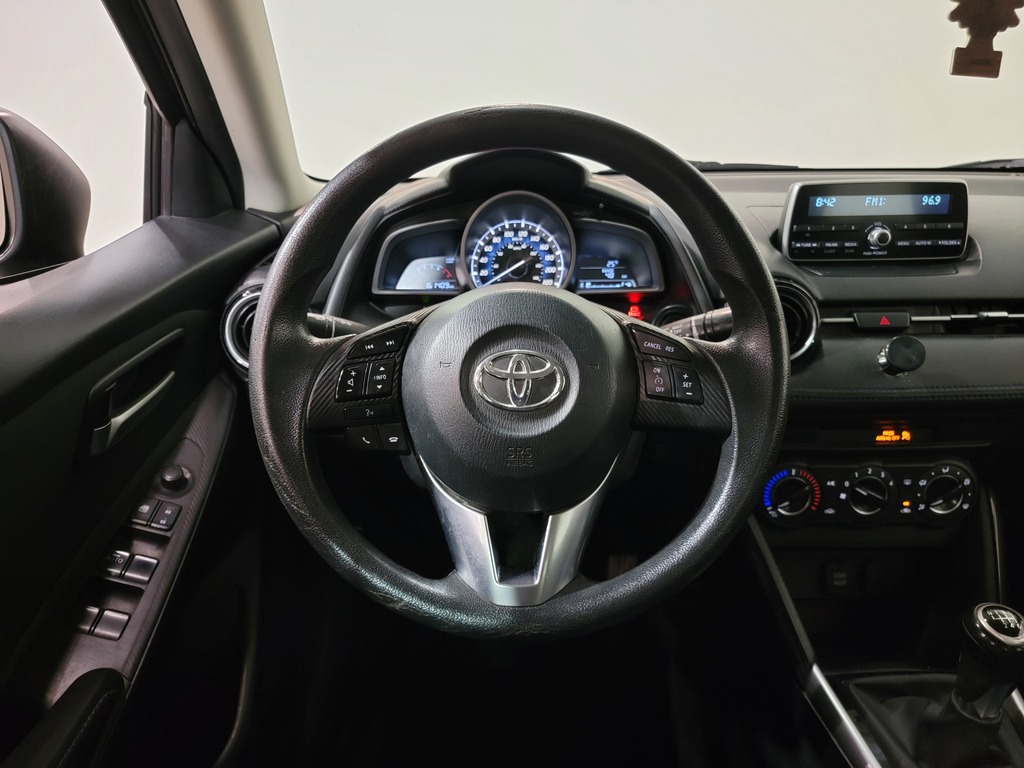 Toyota Yaris 2016