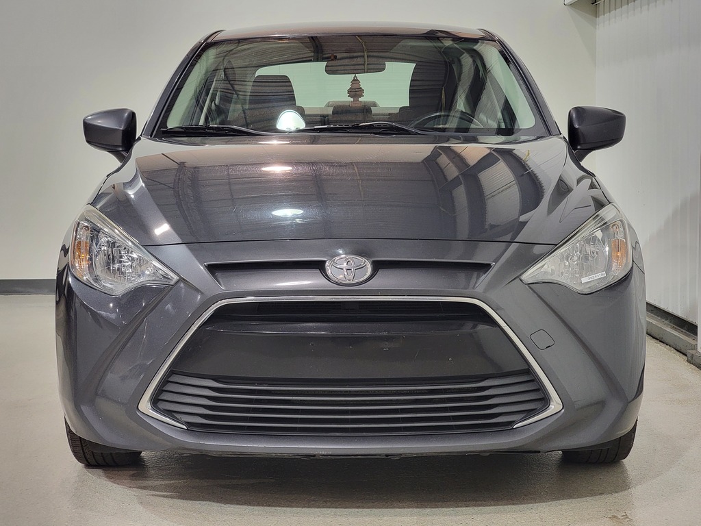 Toyota Yaris 2016