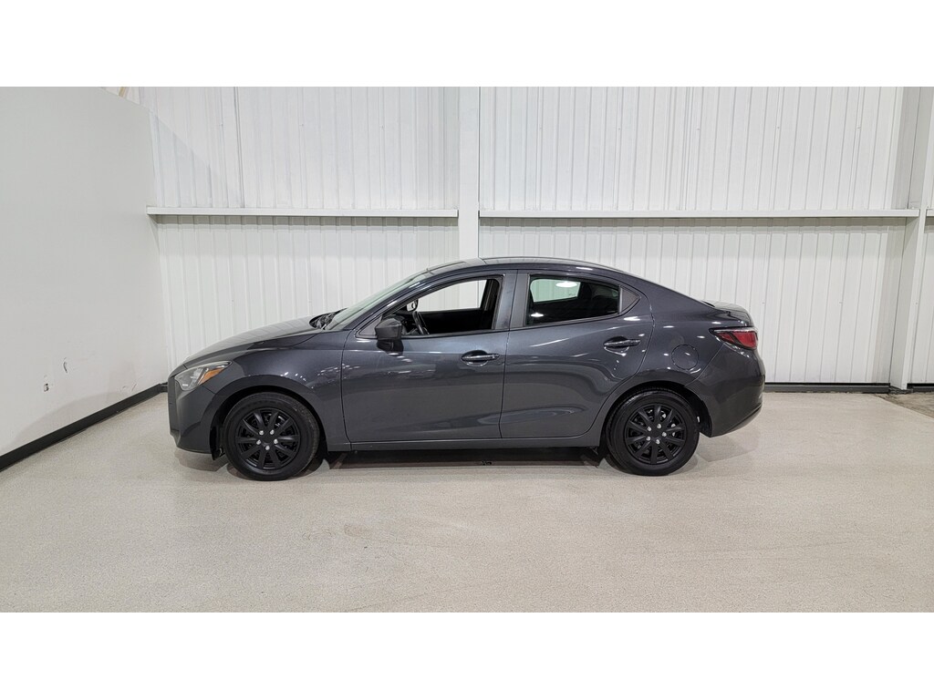 Toyota Yaris 2016