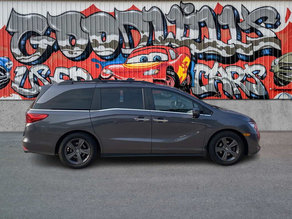 2022 Honda Odyssey EX, REMOTE START, POWER SLIDING DOORS, SUNROOF!