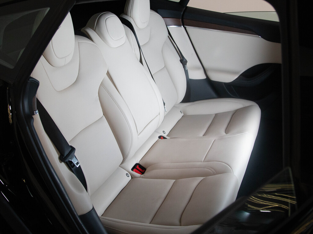 2022 Tesla Model S AWD, Toronto, Cash