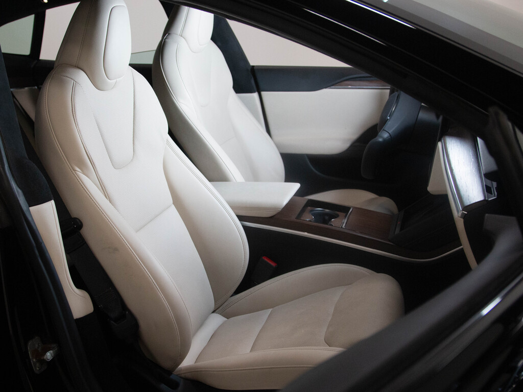 2022 Tesla Model S AWD, Toronto, Cash
