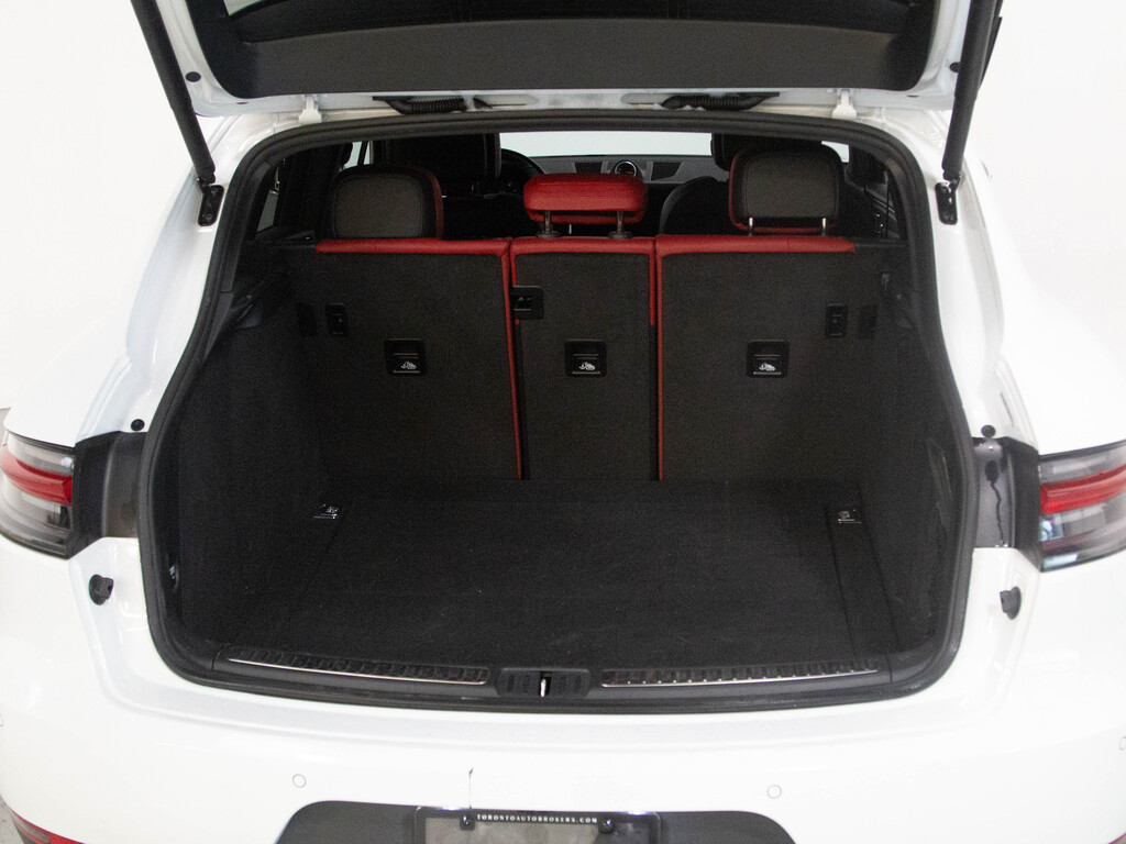 2021 Porsche Macan BOSE   PANO   RED INTERIOR   19" RIM, Toronto, Cash