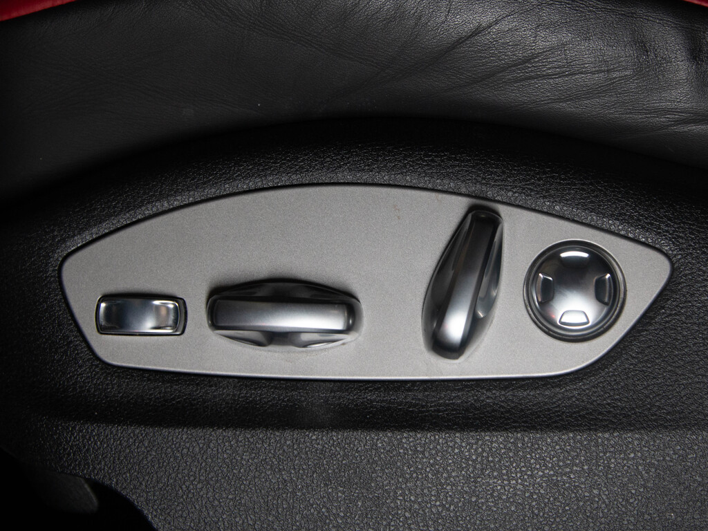 2021 Porsche Macan BOSE   PANO   RED INTERIOR   19" RIM, Toronto, Cash