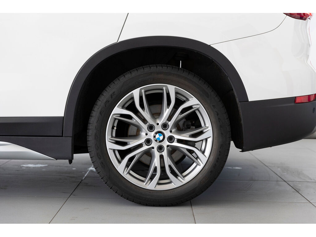 2017 BMW X1 xDrive28i, 温哥华, 全款车
