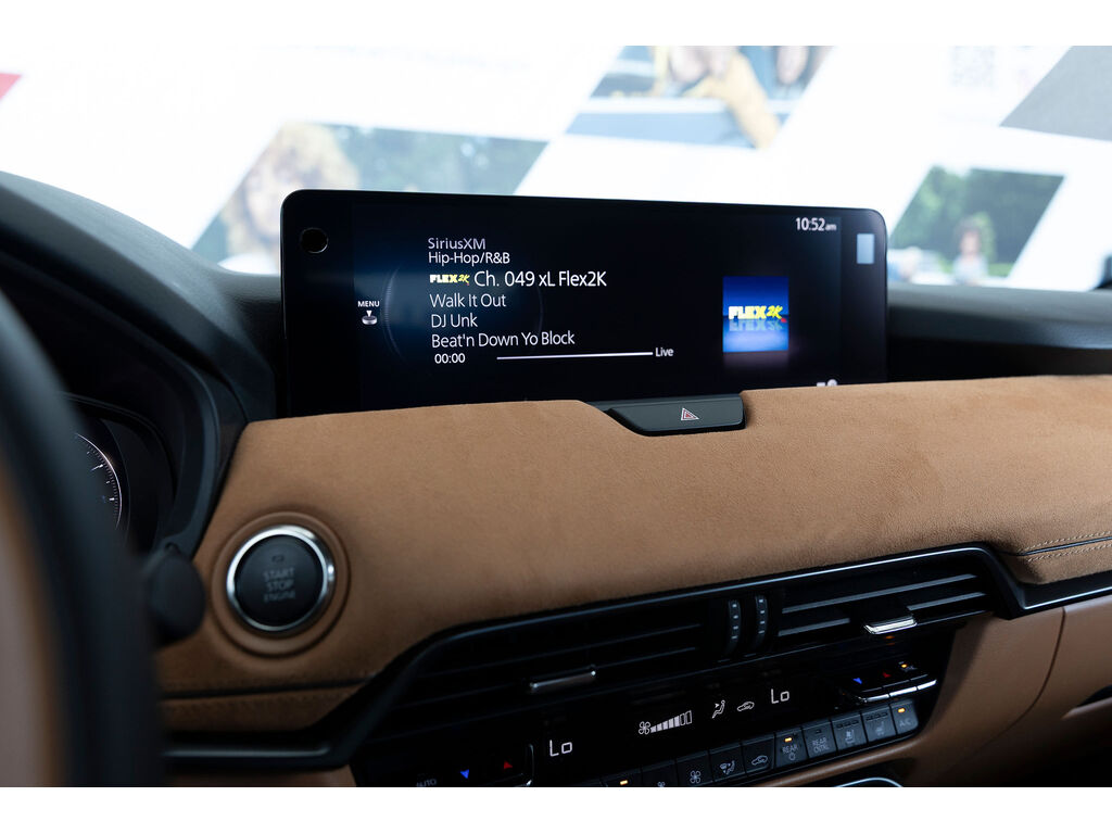 2024 Mazda CX-90 MHEV Signature, Vancouver, Cash