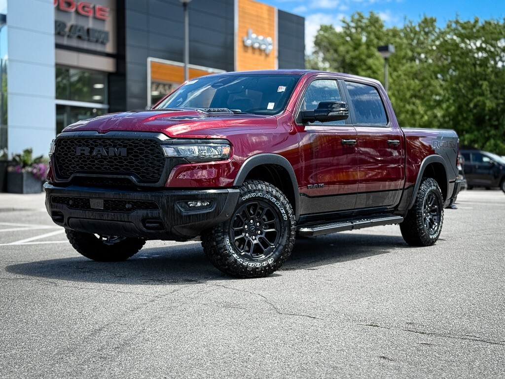 2025 Ram 1500 Rebel | CREW | LEVEL 2 | PANO ROOF | TRAILER BRAKE