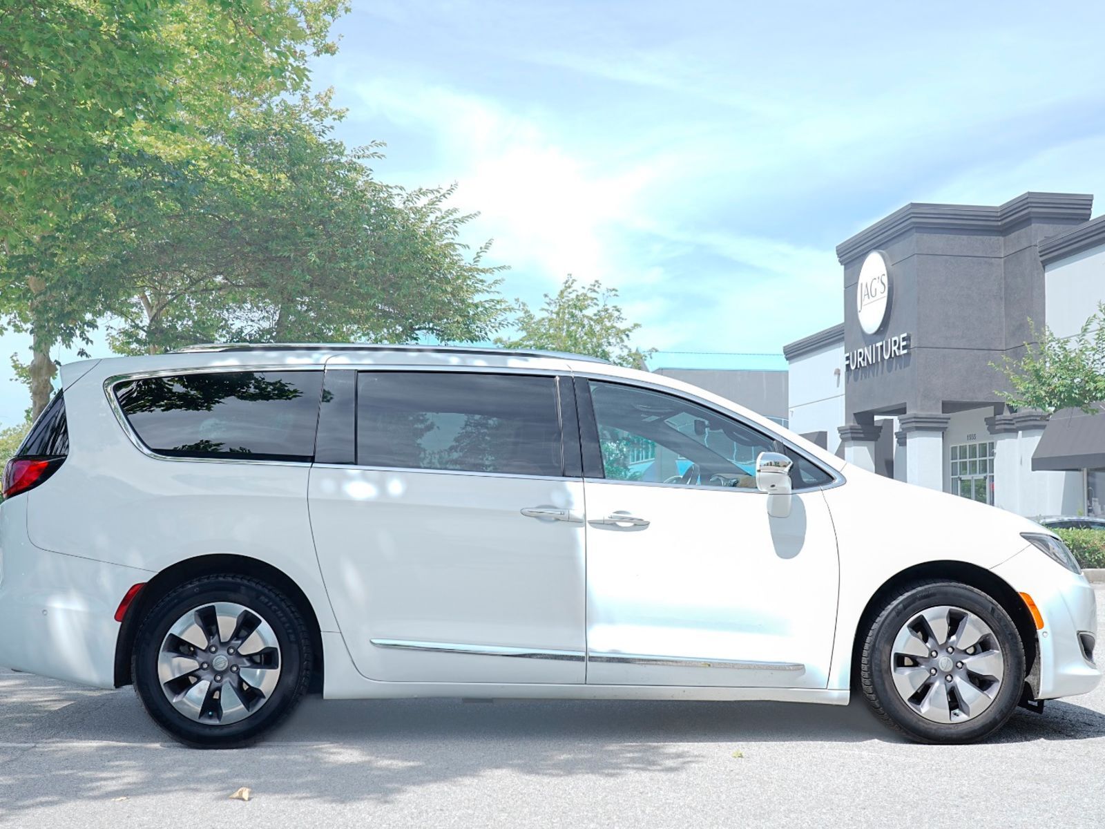 2020 Chrysler Pacifica Hybrid