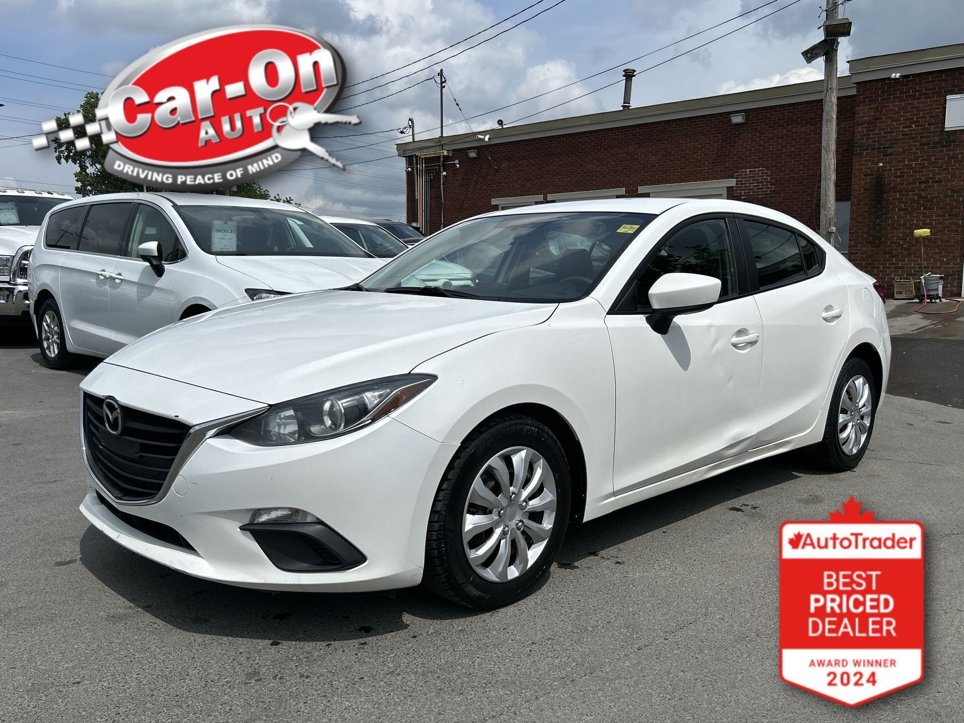 2016 Mazda Mazda3 6-SPEED | LOW KMS!! | NAV | REAR CAM | BLUETOOTH