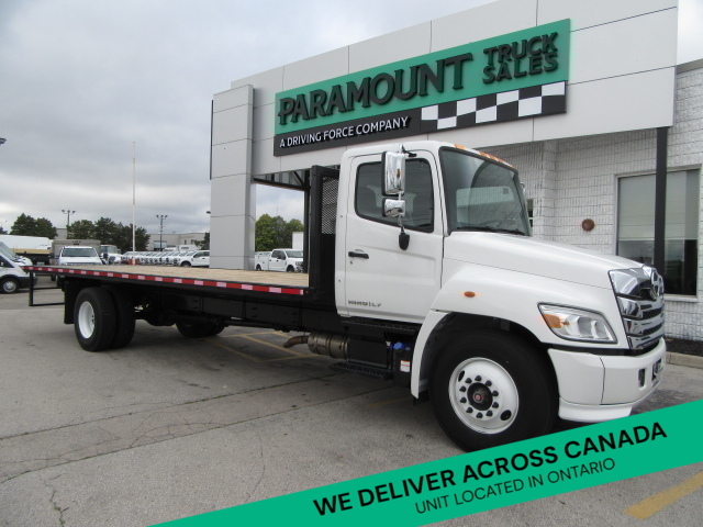 2023 Hino L7 DIESEL AUTO WITH 26 FT FLAT DECK & TIE STRAP PKG