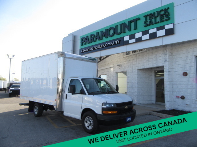 2023 GMC Savana 3500 GAS WITH 14 FT ALUMINUM CUBE VAN & ROLL OUT RAMP