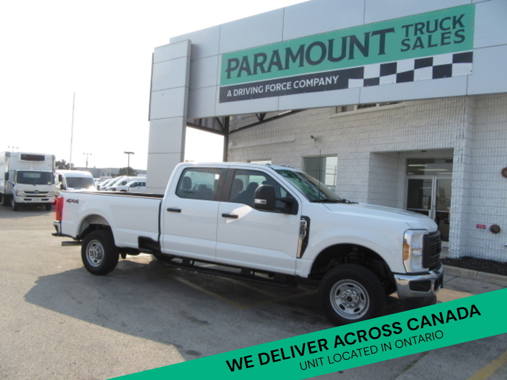 2023 Ford F-250 GAS CREW CAB 4X4 WITH 8 FT LONG BOX
