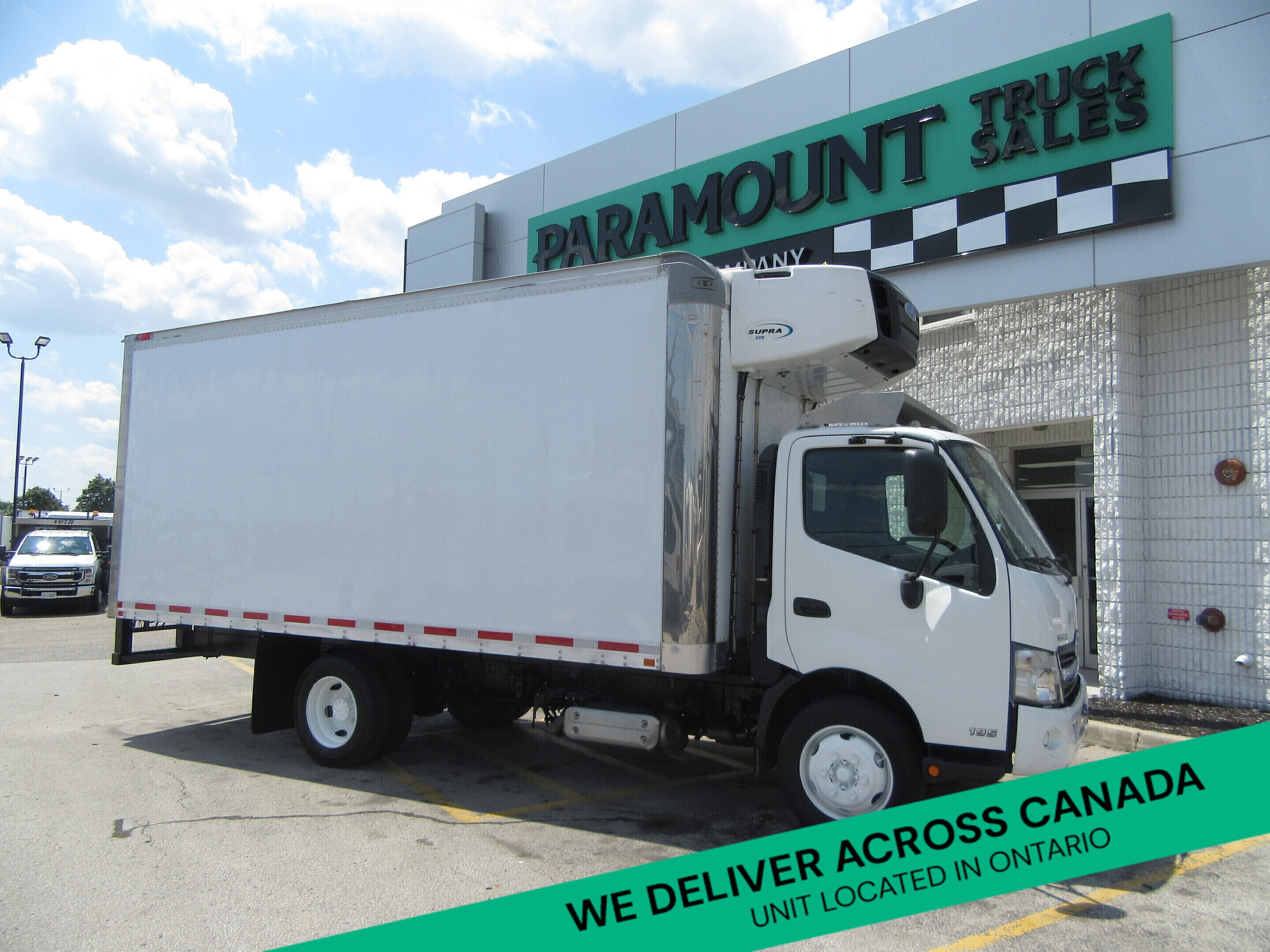 2019 Hino 195 DIESEL 18FT BOX WITH SELF CONTAINED REEFER SYSTEM