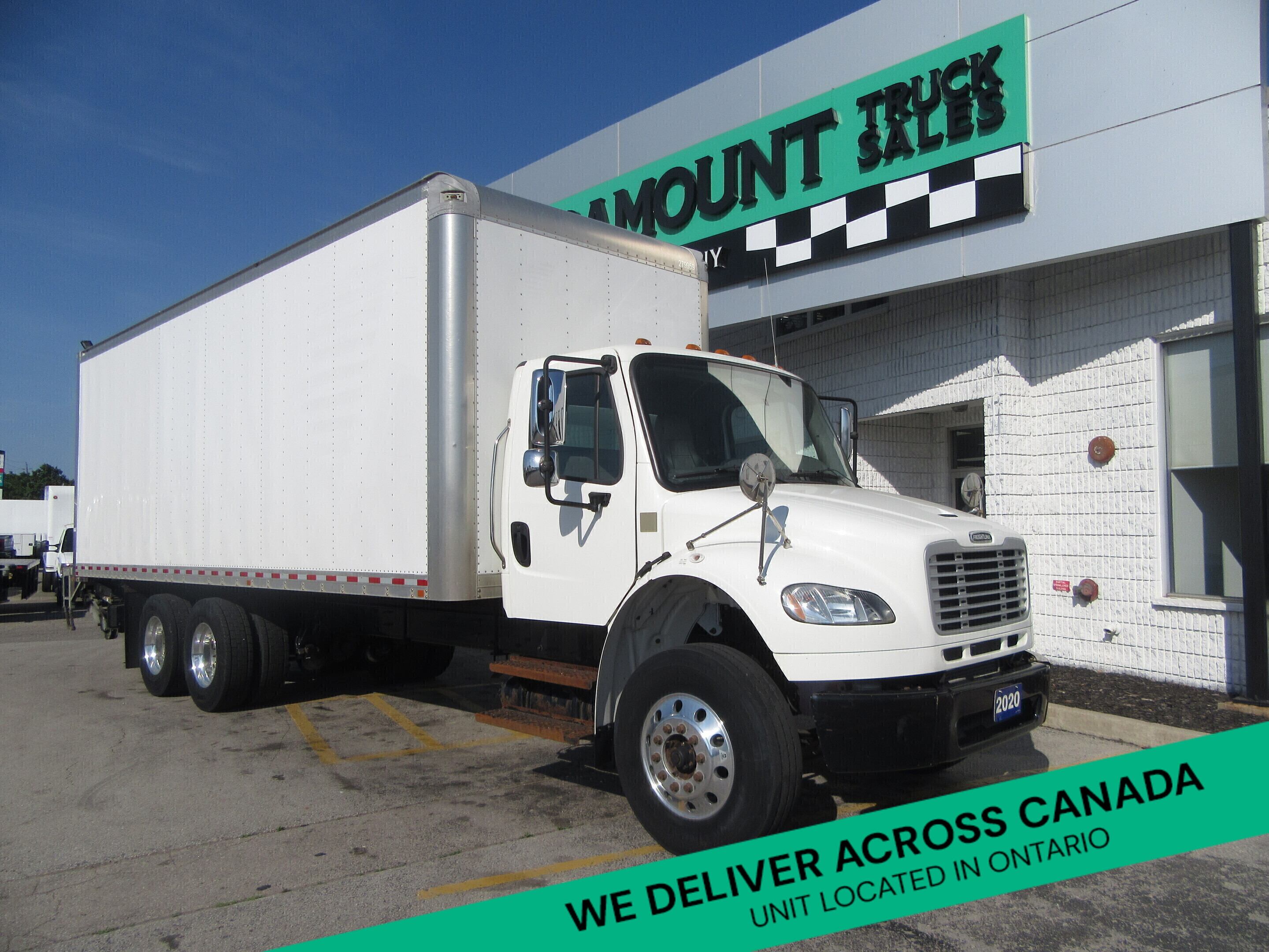 2020 Freightliner M2 106 DIESEL TANDEM AXLE 26FT BOX POWER LIFT GATE
